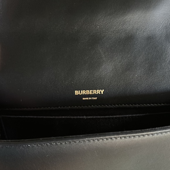 BURBERRY shoulder bag with 18karat gold chain! NWT!!! - Picture 6 of 9